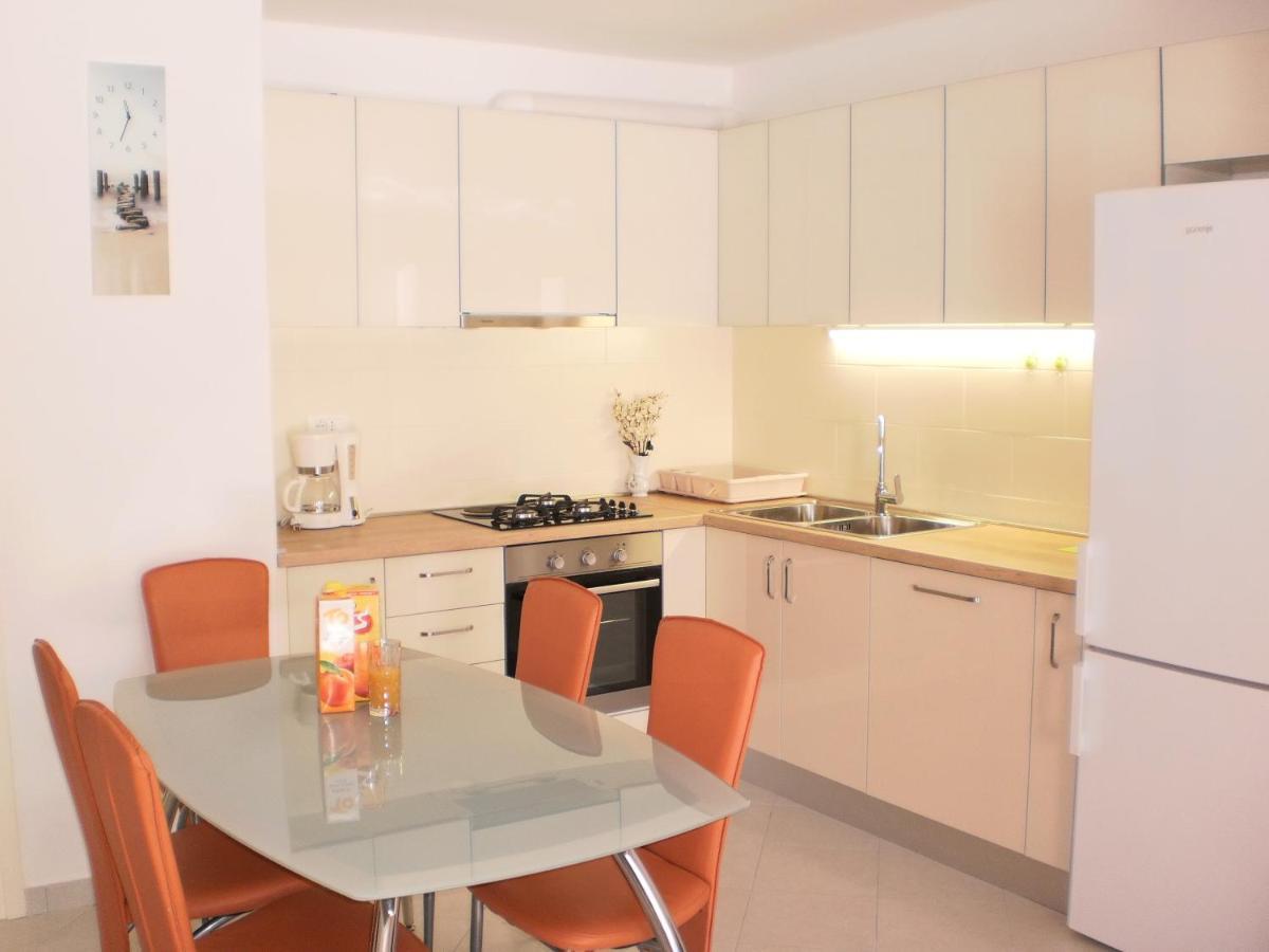 Apartment Lana أوميس المظهر الخارجي الصورة