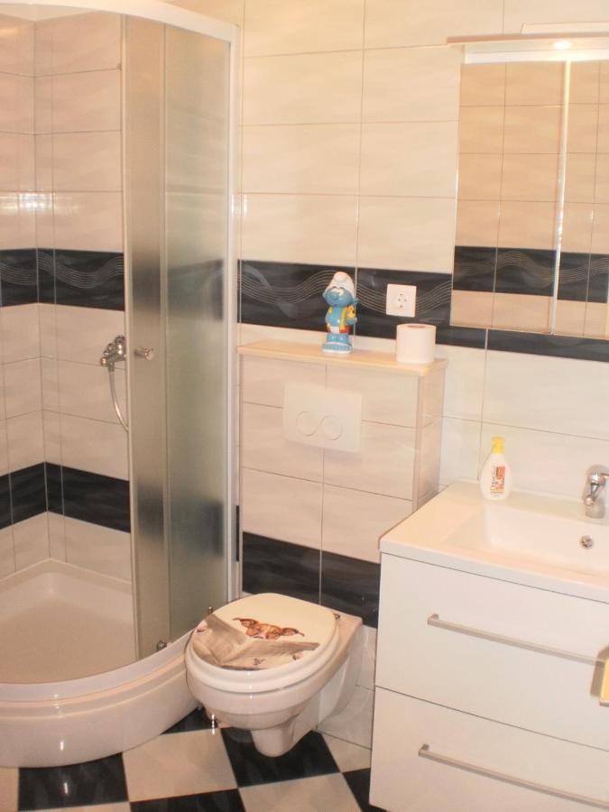 Apartment Lana أوميس المظهر الخارجي الصورة